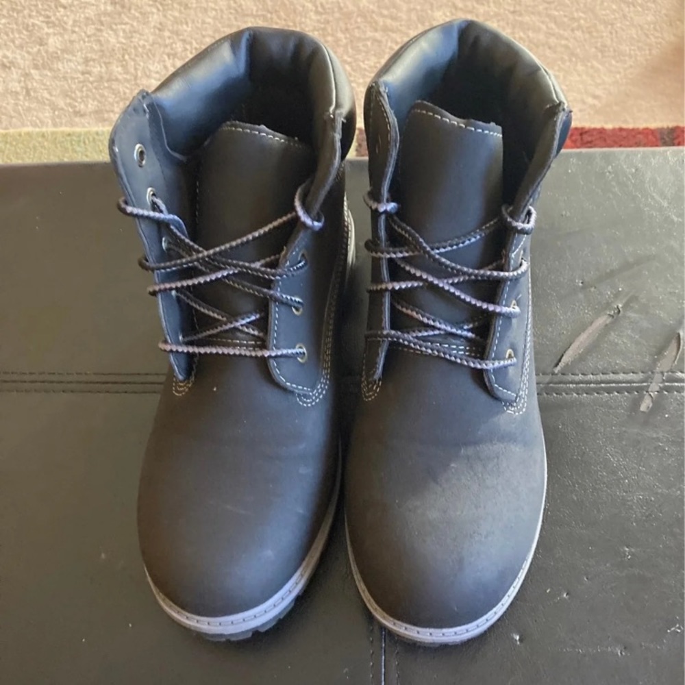 Work boots - Picture 3 of 6